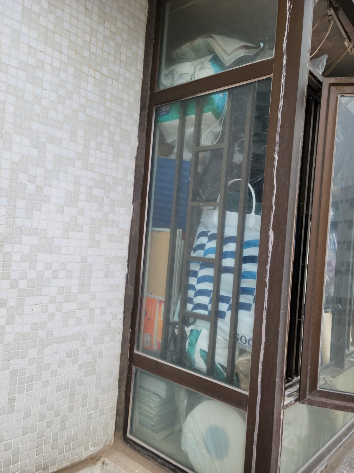 住宅 - 鋁窗工程 驗窗服務 鋁窗維修 鋁窗防水工程(施工前)