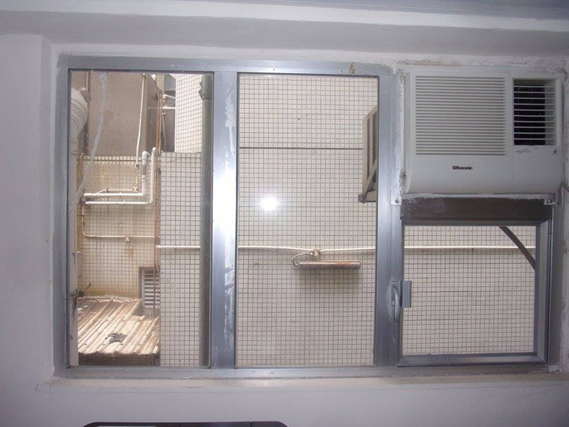 新造40料吸窗，立興牌窗鉸、開關手掣，791防水膠 - 鋁窗工程 驗窗服務 鋁窗維修 鋁窗防水工程2